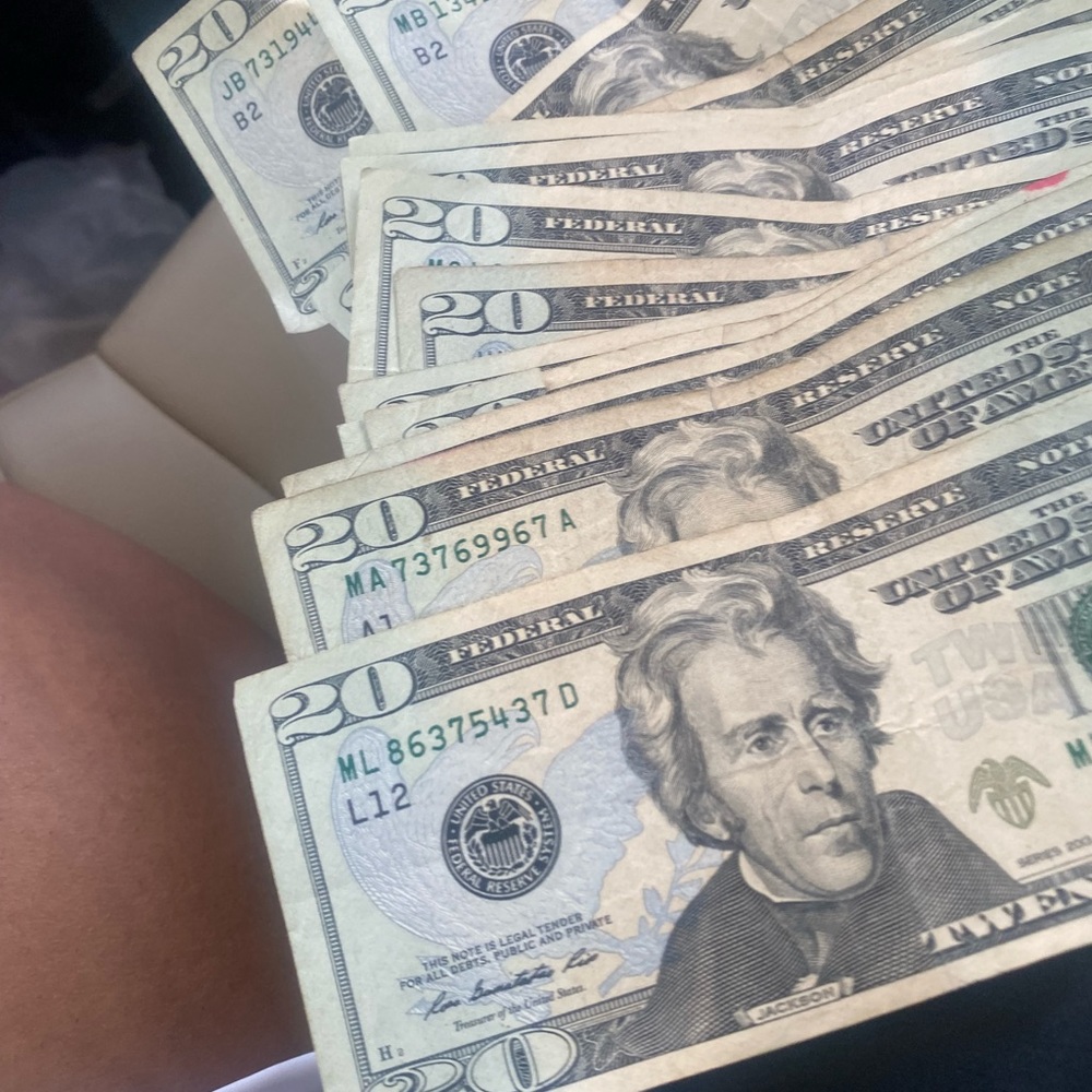 Meet your Posher, Amaya